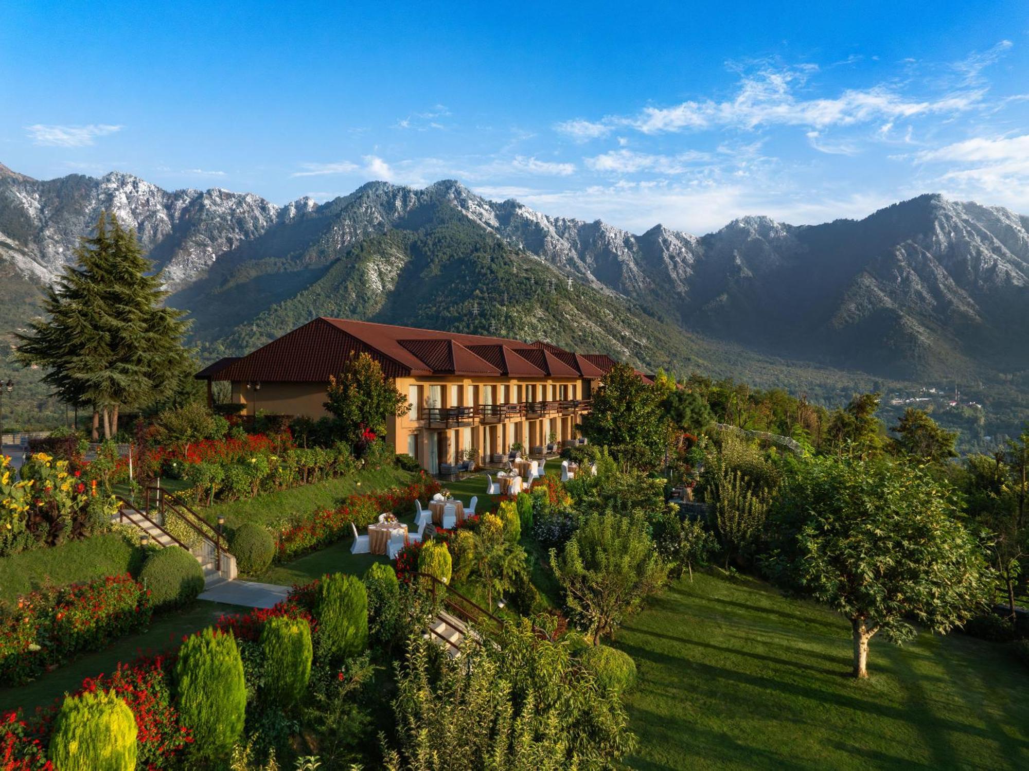 Taj Dal View Srinagar Hotel Exterior foto
