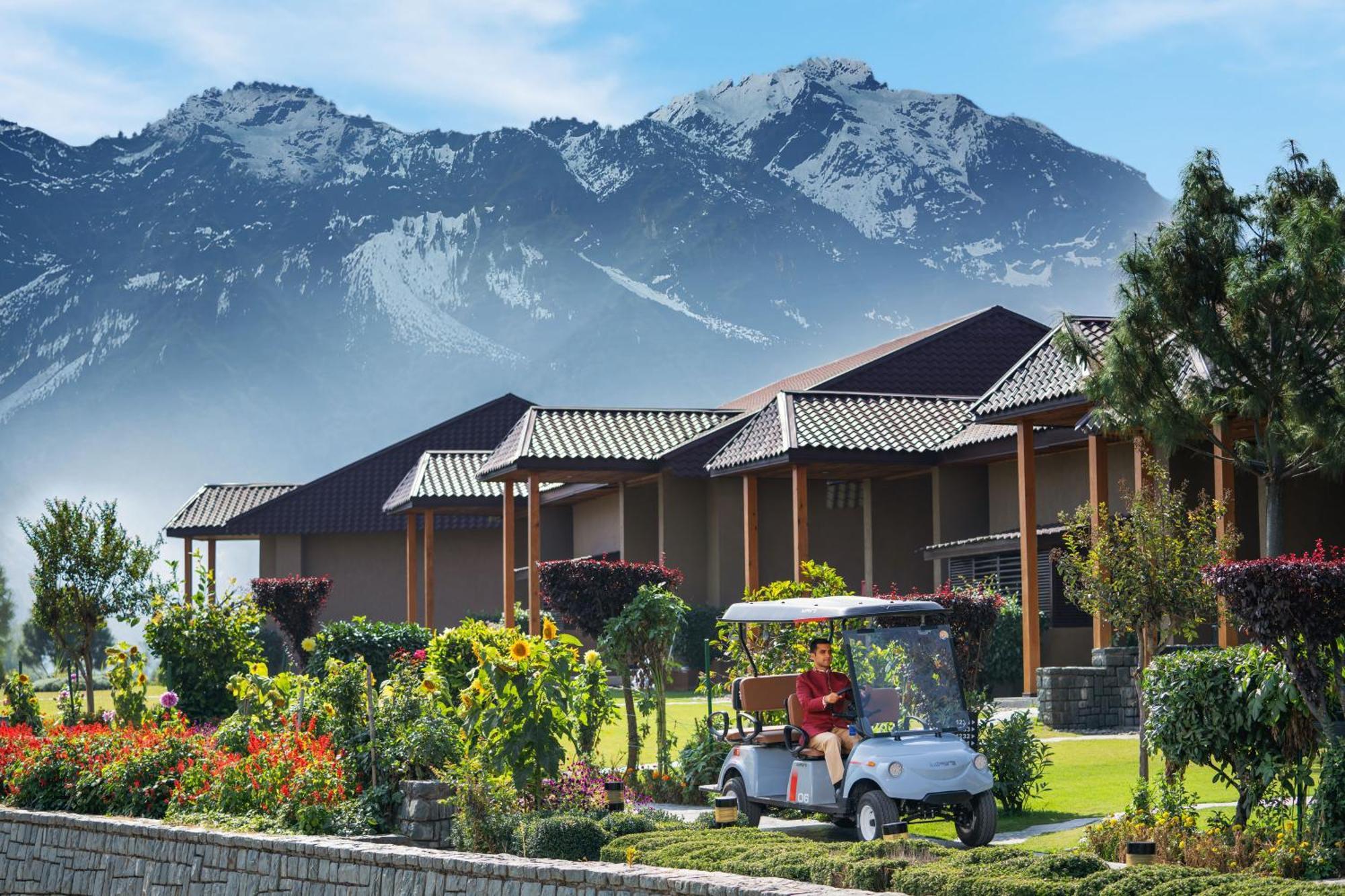 Taj Dal View Srinagar Hotel Exterior foto